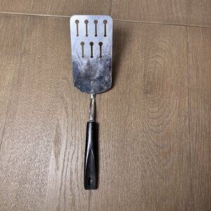 Ekco 11” Short Spatula Long Slotted Keyhole 5.5” Blade Black Chromium Plated USA